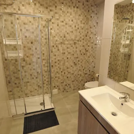 Apartment Ap 9 *